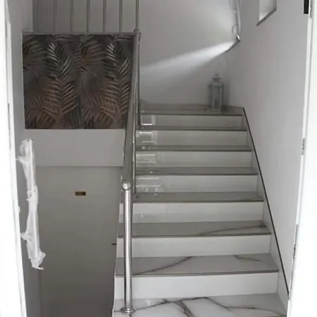 Apartment Venecia Prozor